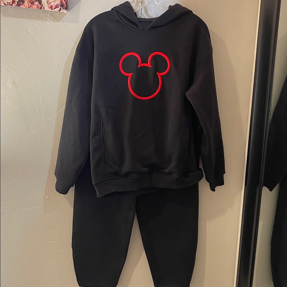 Lululemon/Disney collab lack Hoodie and Joggers Set with Red Outline